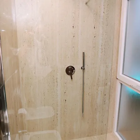 Altamar Luxury & Penthouse Golem (Tirana)