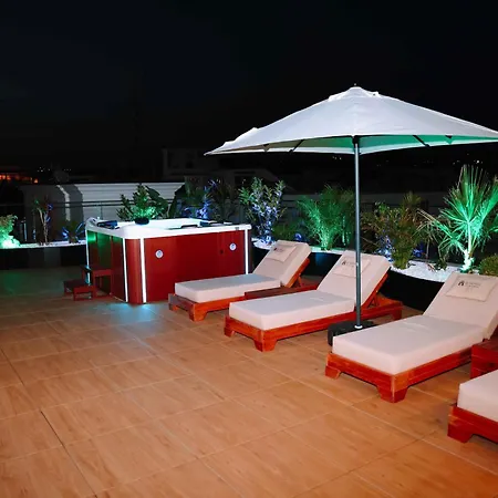 Altamar Luxury & Penthouse Apartamento Golem (Tirana)