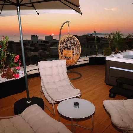 Altamar Luxury & Penthouse * Golem (Tirana)