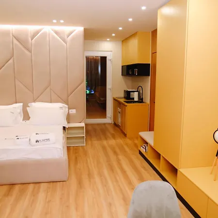 Altamar Luxury & Penthouse * Golem (Tirana)